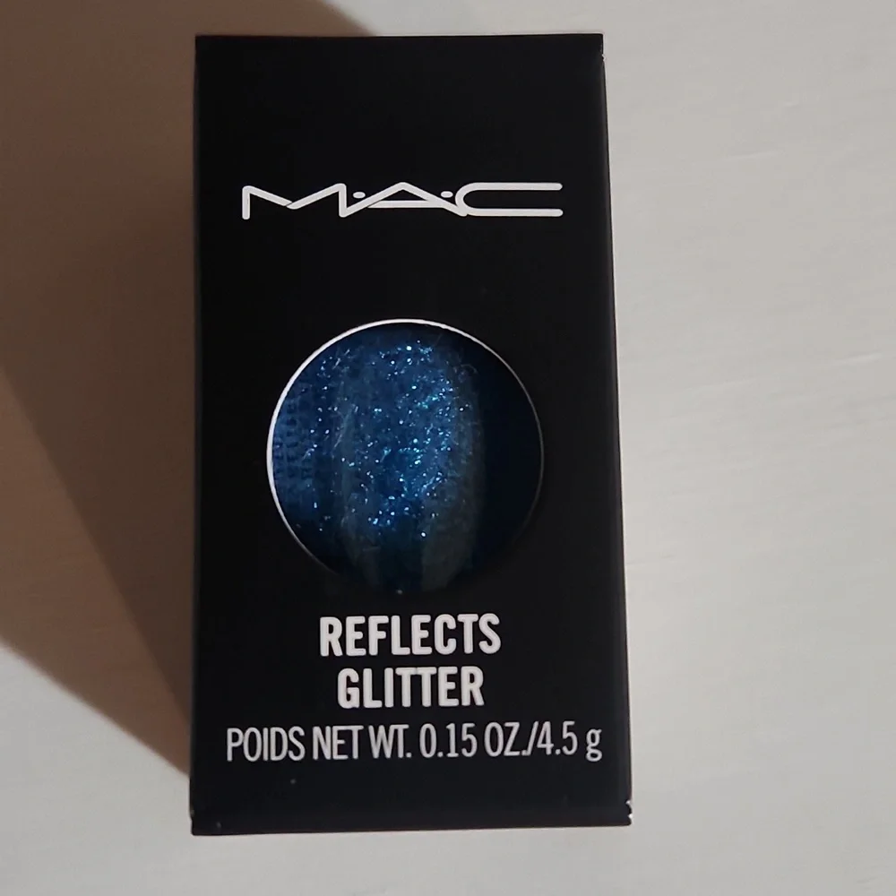 MAC Reflects Turquatic Reflects Glitter
